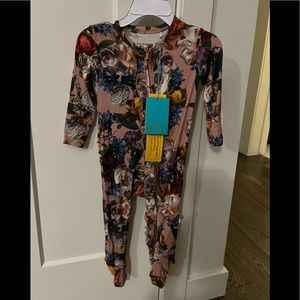 Bundle - Posh Peanut 0-3 romper and zippered footie NWT